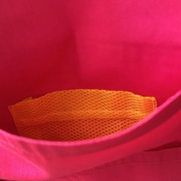 WonderWink scrub top with side stretch panels size S ~ NWOT ~ - Picture 8 of 9